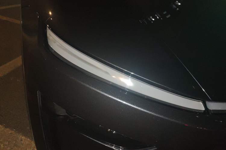 Used Tesla Model Y 2025 Rear-Wheel-Drive Version
