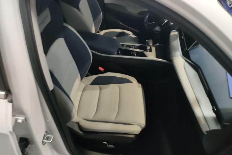 Used Geely Auto Preface 2023 2.0TD Prestige Version