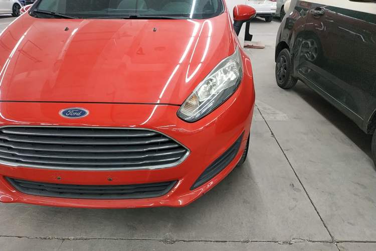 Used Ford Fiesta 2013 Sedan 1.5L Manual Fashion Edition