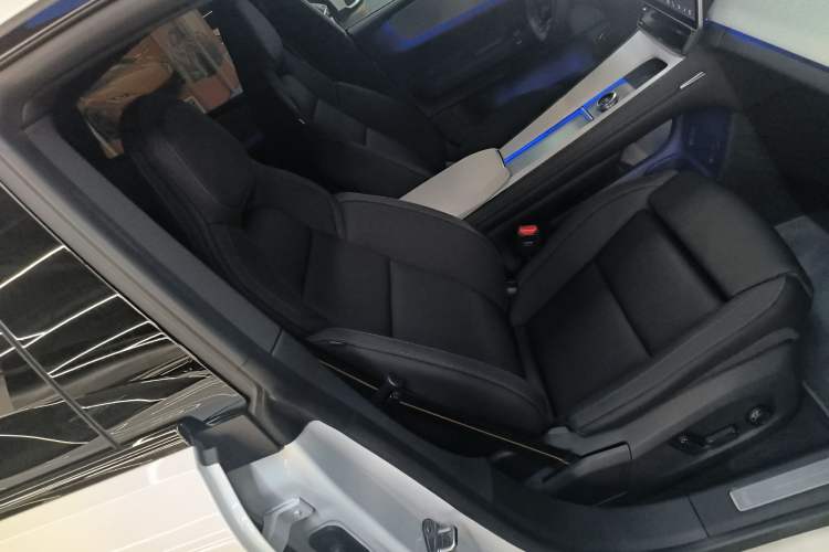 Used Polestar 4 2023 Single Motor Standard Range PLUS