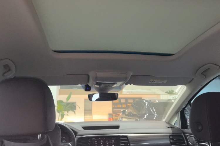 Used Volkswagen Viloran 2020 380TSI Prestige Edition
