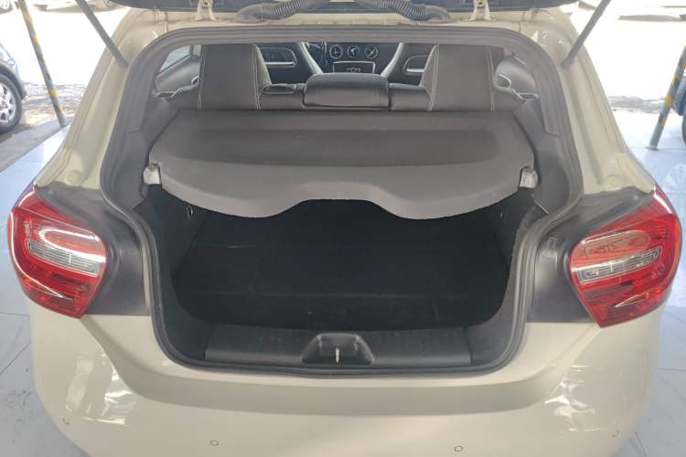 Used Mercedes-Benz A-Class (Import) 2013 A 180 Fashion Model
