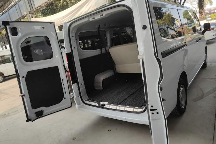 Used Farizon Xingxiang V 
