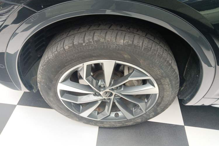 Used Audi Q5L 2022 Updated Version 40T Luxury Elegant Edition
