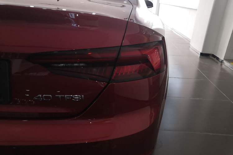 Used Audi A5 2017 Coupe 40 TFSI Fashion Model
