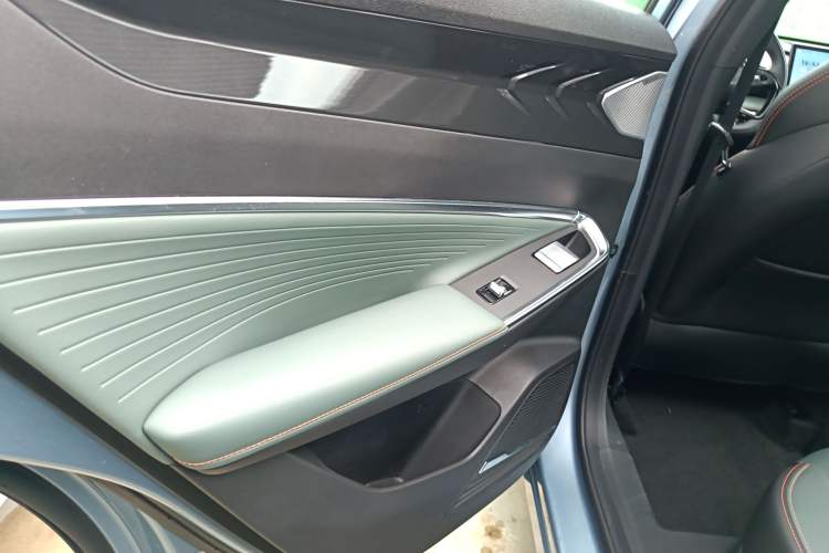 Used Geely Auto Emgrand X7 Sport 2024 1.5TD Prestige Edition
