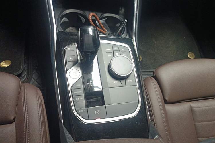 Used BMW 3 Series 2021 Second Facelift 320Li M Sport Package