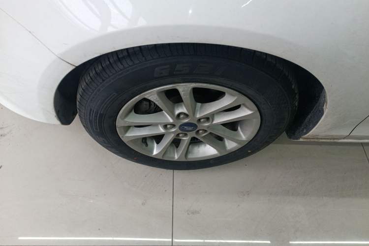 Used Ford Escort 2019 Revised 1.5L Automatic ZhiXiang Version China VI Standard
