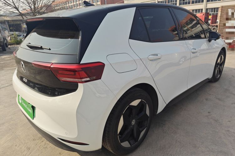 Used Volkswagen ID.3 2025 Smart Version Pure & Intelligent Enjoyment Edition
