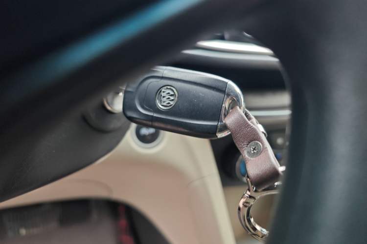 Used Buick GT 2015 15N Automatic Elite Version