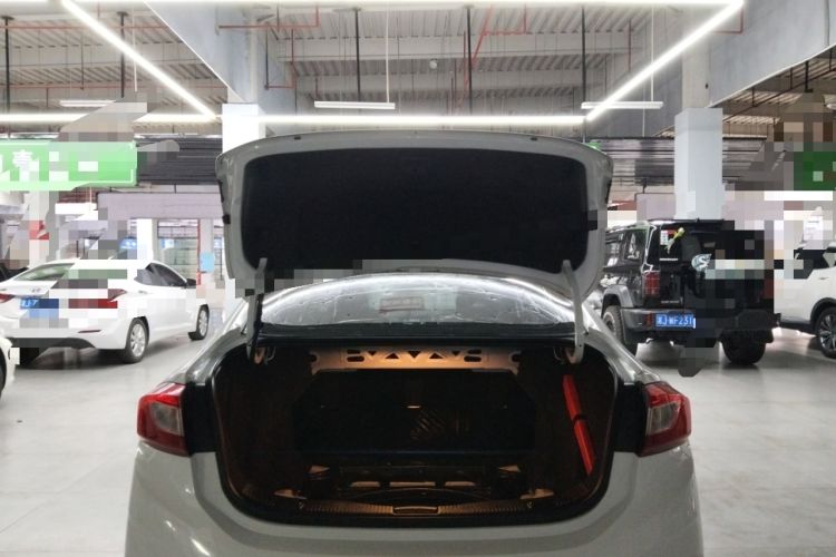 Used Chevrolet Cruze 2018 Redline 320 Automatic Pioneer Edition
