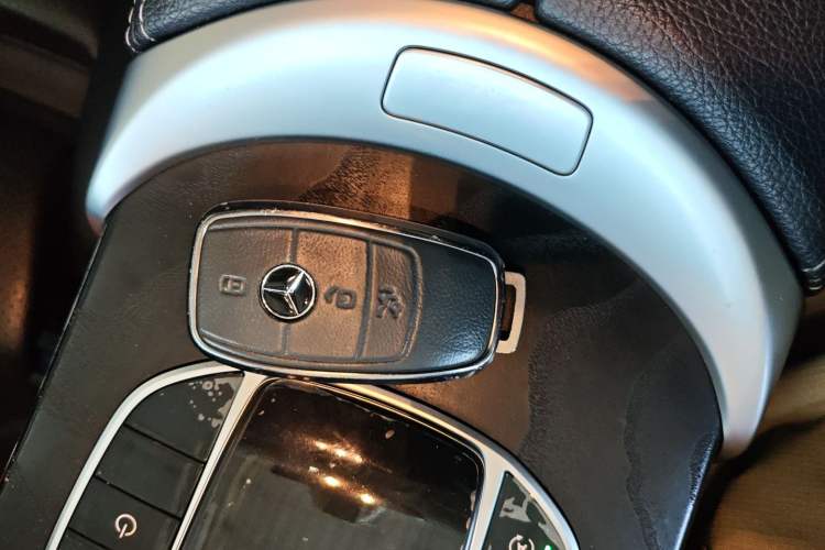 Used Mercedes-Benz C-Class 2019 C 180 L Fashion Edition Sport Version
