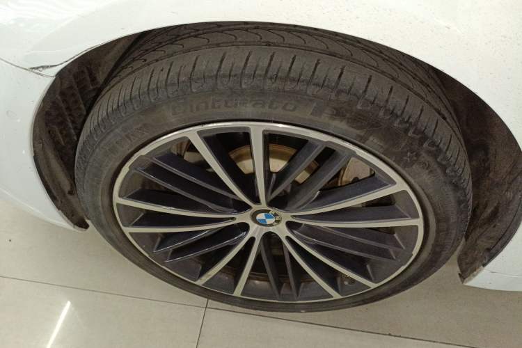 Used BMW 5 Series 2022 Second Facelift 530Li Leading Edition M Sport Package
