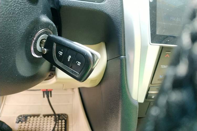 Used Toyota Camry 2015 2.0G Premier Edition