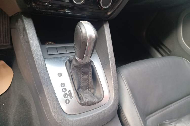 Used Volkswagen Sagitar 2014 1.6L Automatic Comfort Model