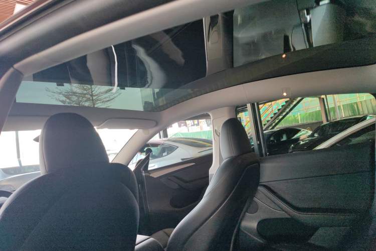 Used Tesla Model Y 2024 Rear-Wheel-Drive Version