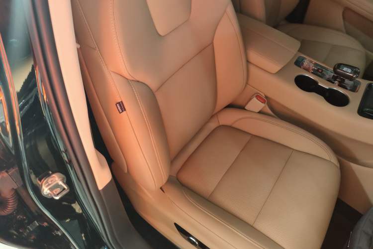 Used Hima AITO M5 2024 Extended-Range Max RS Four-Wheel Drive Advanced Intelligent Driving Version
