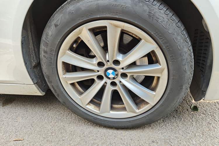 Used BMW 5 Series 2014 520Li Elegant Model