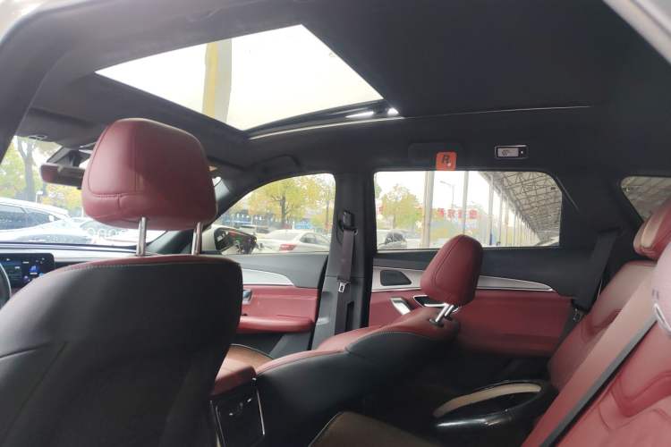 Used JETOUR X70 PLUS 2024 Champion Edition 1.5T DCT Champion MAX 5-Seater