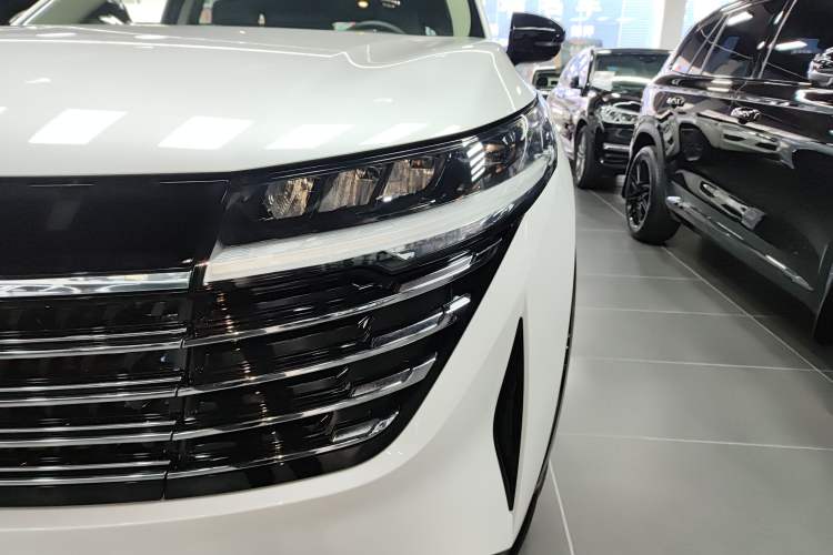 Used Nissan Terra 2024 380 VC-TURBO Four-Wheel Drive Intelligent Driving Version 6 Seats