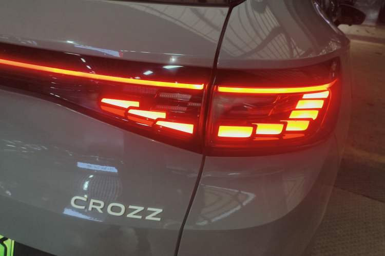 Used Volkswagen ID.4 CROZZ 2022 Long-Range PURE+ Edition