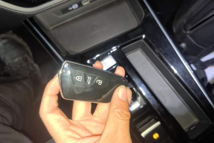 Used Volkswagen Lamando 2022 Lavida L 280TSI DSG Cool & Spicy Edition