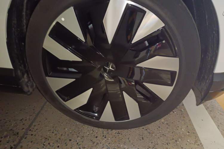 Used Polestar 4 2025 Luxury Edition