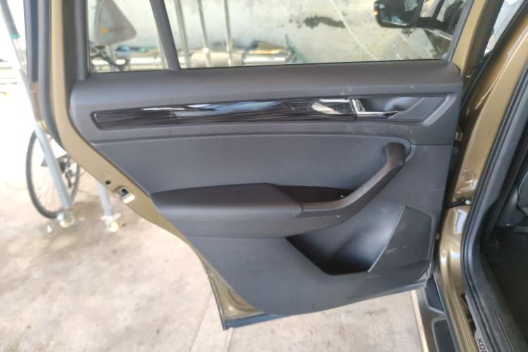 Used Skoda Kodiaq 2017 TSI330 7-Seater Two-Wheel-Drive Luxury Edition
