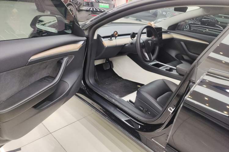 Used Tesla Model 3 2022 Rear-Wheel-Drive Version