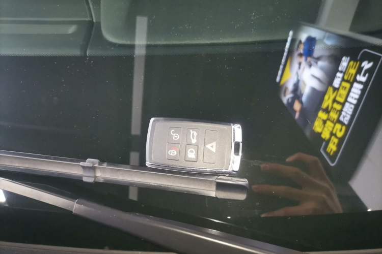 Used Land Rover Range Rover Velar 2023 250 PS Ebony Black Limited Edition
