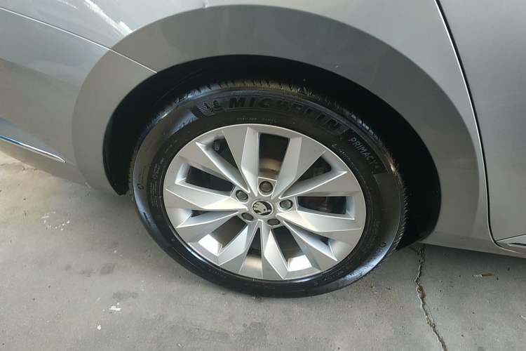 Used Skoda Superb 2016 TSI330 DSG Innovation Edition
