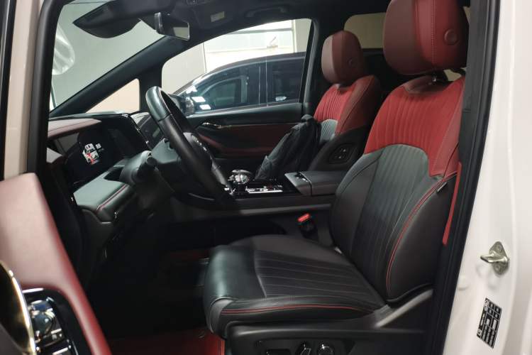 Used GAC Trumpchi M8 2023 Zongshi Series Dual-Motor YuZun Edition
