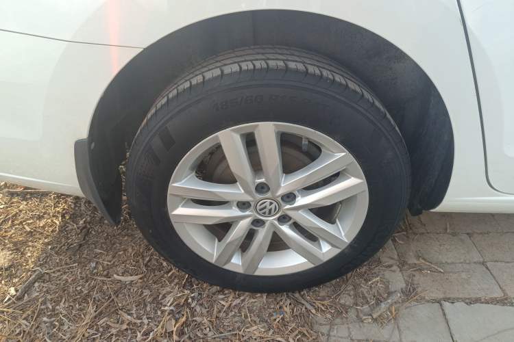 Used Volkswagen Jetta 2019 Dream Edition 1.4L Manual Fashion Version