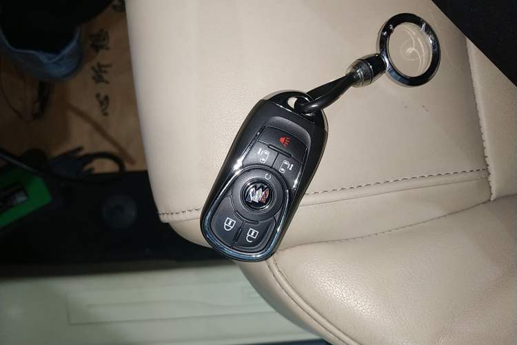 Used Buick GL8 2023 ES Lu Zun Deluxe Model
