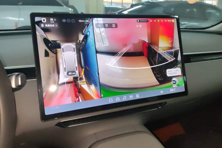 Used XPeng MONA M03 2024 620 with Ultra-Long Range
