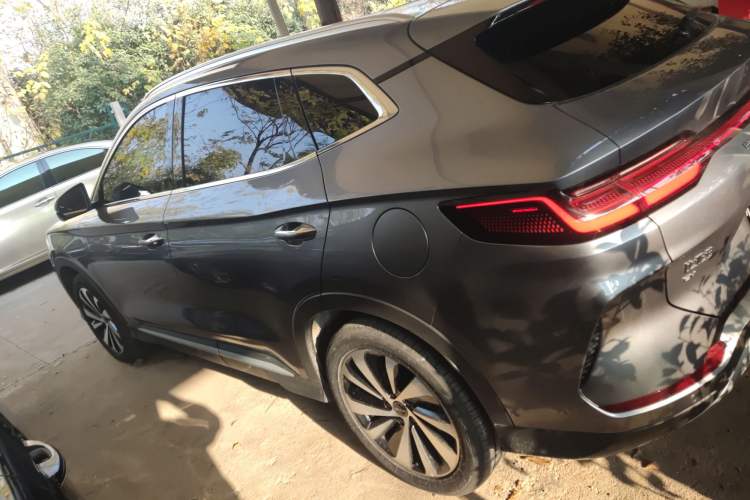 Used BYD Song PLUS New Energy 2023 Champion Edition EV 605KM Flagship PLUS