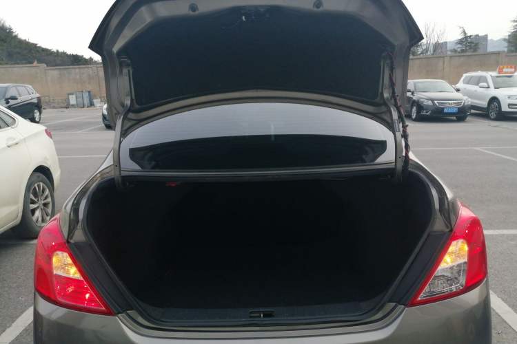 Used Nissan Sunny 2014 1.5XV CVT Prestige Edition