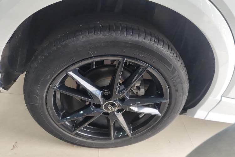 Used Audi Q2L 2022 35 TFSI Progressive Dynamic Edition
