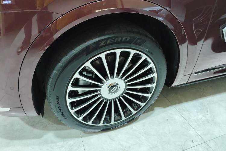 Used Hima AITO M8 2025 Extended-Range Ultra Version 53.4 kWh 5-Seater Edition