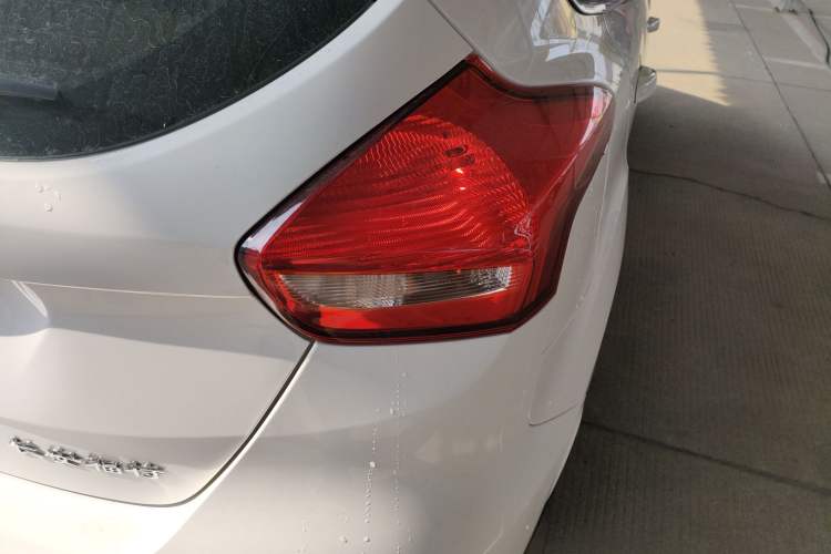 Used Ford Focus 2018 Hatchback Classic 1.6L Automatic Trendy SmartDrive Edition