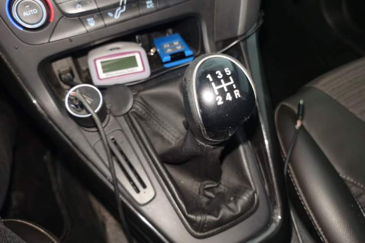 Used Ford Focus 2017 Hatchback 1.6L Manual Fashion Edition SmartDrive Version
