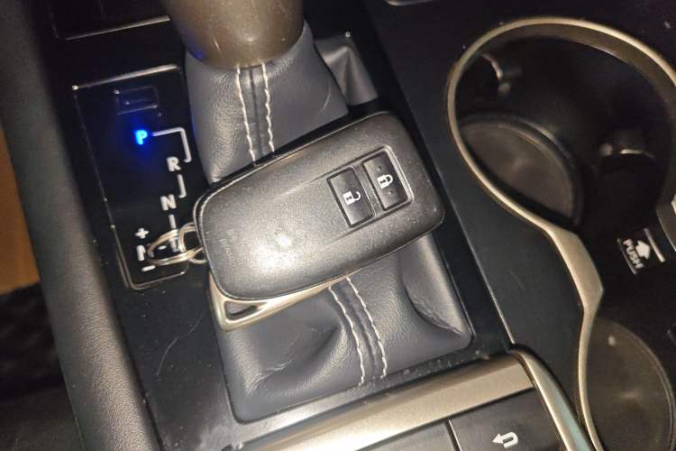 Used Lexus RX 2020 Revised Version 300 Two-Wheel Drive Elite Edition
