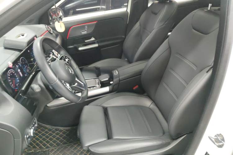 Used Mercedes-Benz GLA 2023 GLA 220
