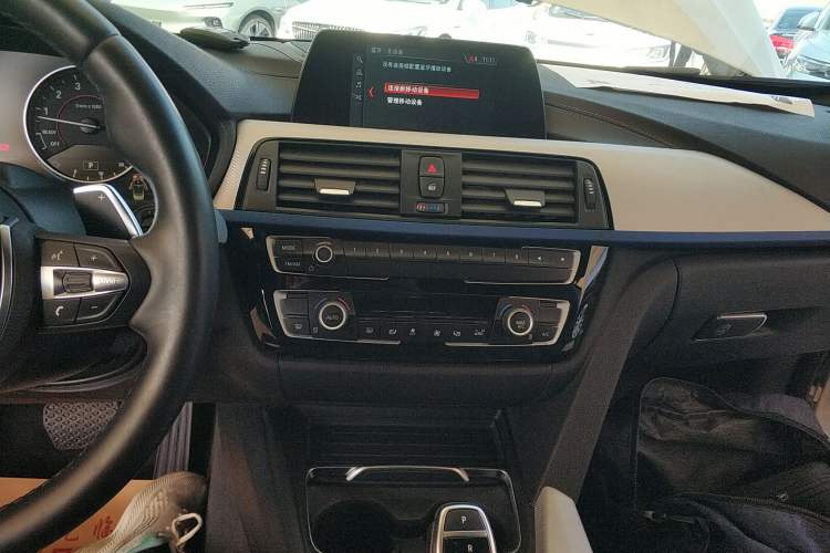 Used BMW 4 Series 2017 425i Convertible M Sport Package
