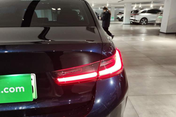 Used BMW i3 2024 eDrive 35 L
