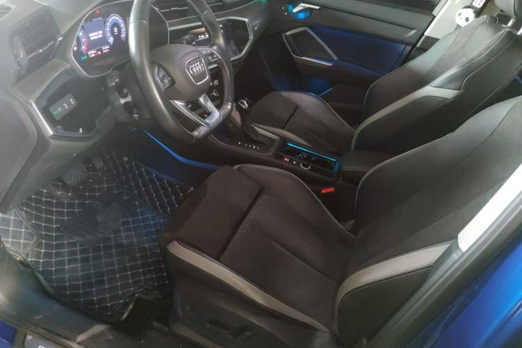 Used Audi Q3 2020 35 TFSI Fashion Dynamic Model
