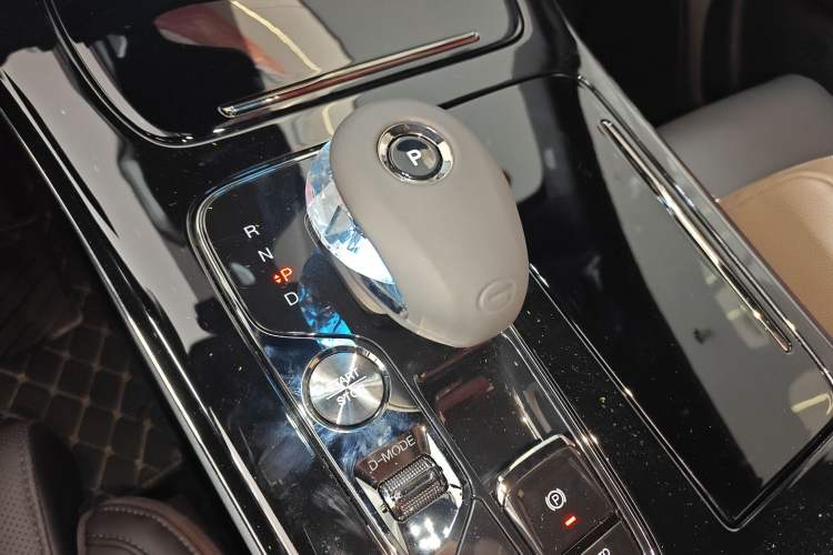 Used GAC Trumpchi M8 2025 Zongshi Series Super Hybrid Edition