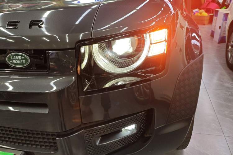 Used Land Rover Defender 2022 110 P400 Dark Edition
