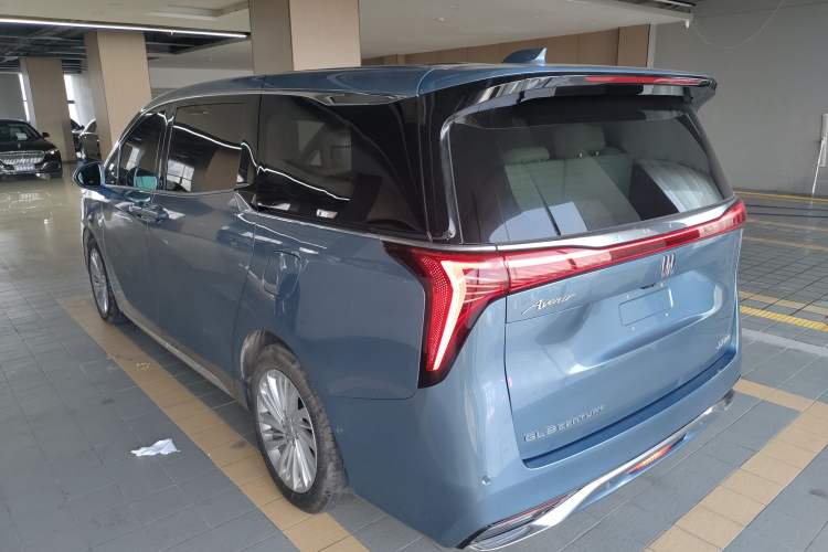 Used Buick Century 2023 2.0T Seven-Seater Yinshi Edition
