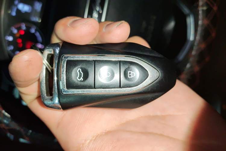 Used Zotye Z700 2016 1.8T DCT Prestige Edition
